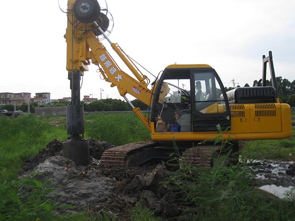 草莓视频官方网站建筑机械厂履带式草莓视频下载在线观看施工中